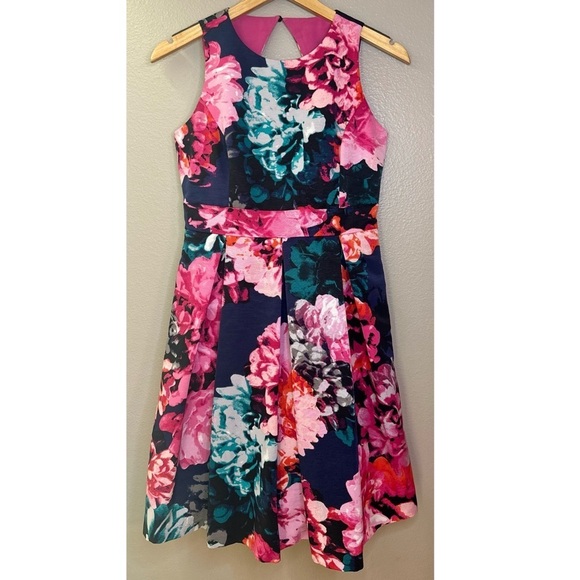 Eliza J Floral Print Faille Fit & Flare Dress Back Cut Out Flare Skirt Petite - Picture 4 of 9